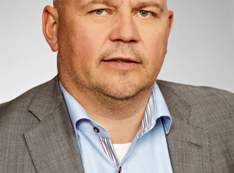 Driving Cross-Border Interest between China and Iceland